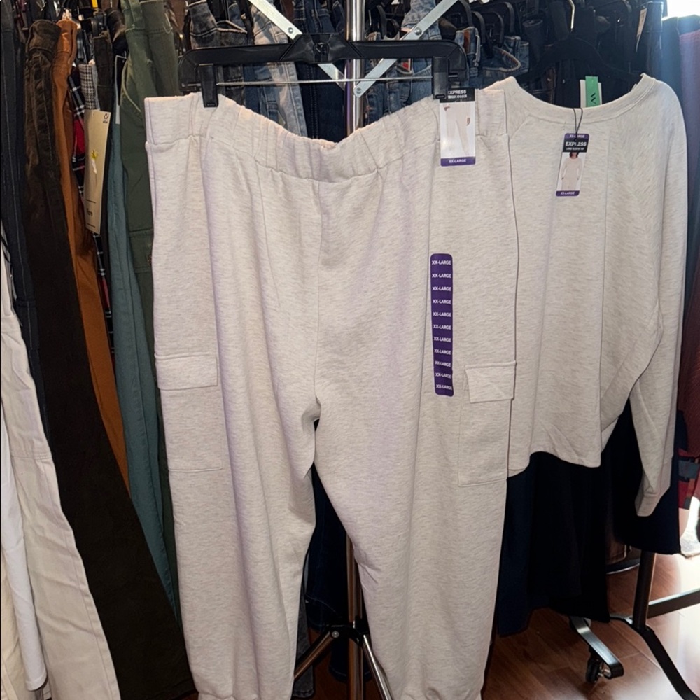Women's Cream 2 piece set! - Picture 4 of 7